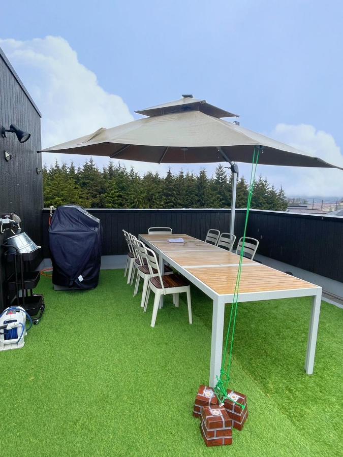 ヴィラ山間堂 Terrace Villa Bbq Bonfire Fuji View Annovillas Fujikawaguchiko Bagian luar foto